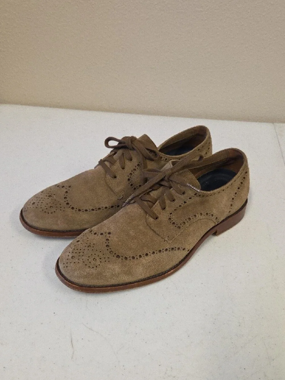 Cole Haan Grand 360 OS Wingtip Brogue Dress Shoes Tan Suede Size 10.5